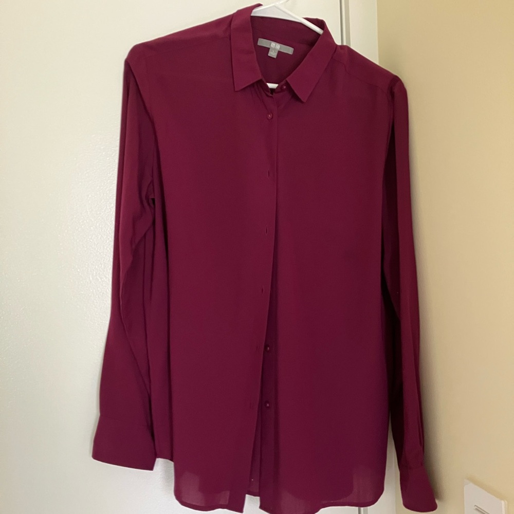Deep purple Uniqlo women’s dress shirt!
